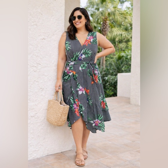 Who What Wear Dresses & Skirts - Who What Wear Tropical Floral Striped Midi Dress XL Sleeveless